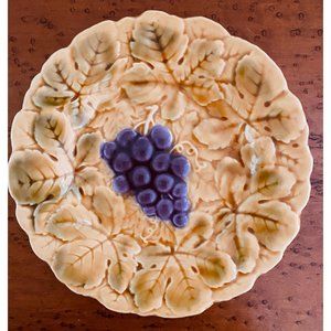 Majolica Plate Sarreguemines France Grape Fruit With Leaves 7.5 Inch